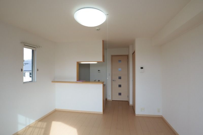 �y�����E���r���O�z�@