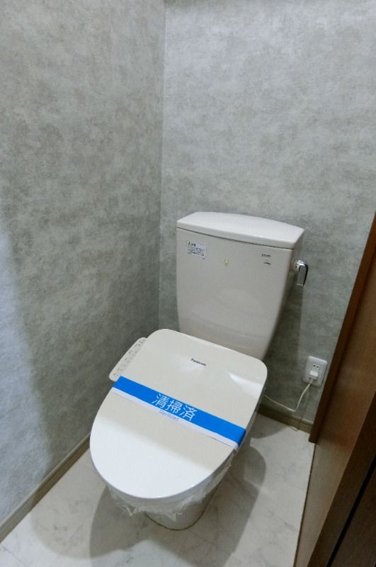 �y�g�C���z�@