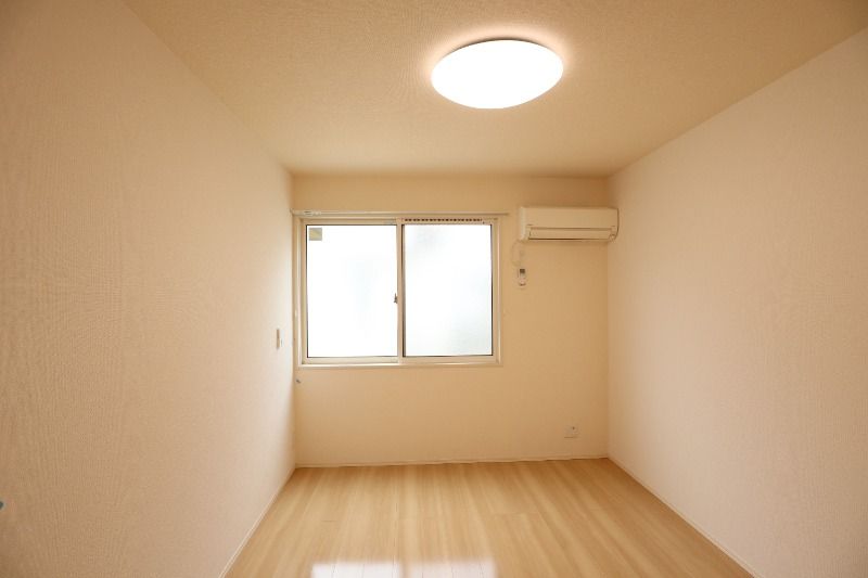 �y���̑������E�X�y�[�X�z�@