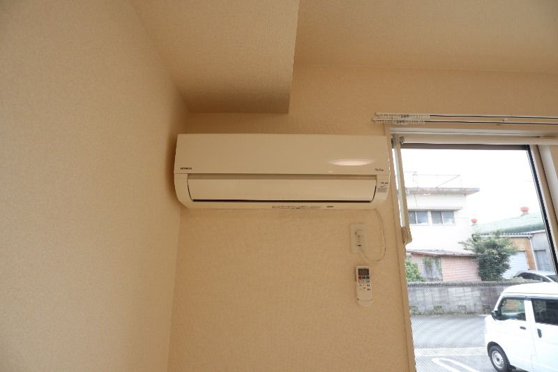 �y���̑��ݔ��z�@�G�A�R��2��