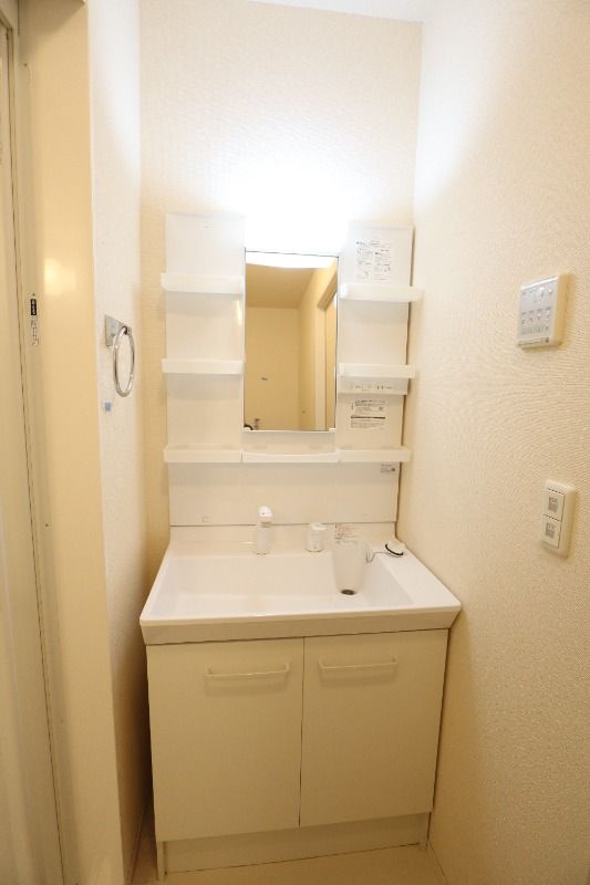 �y���ʏ��z�@