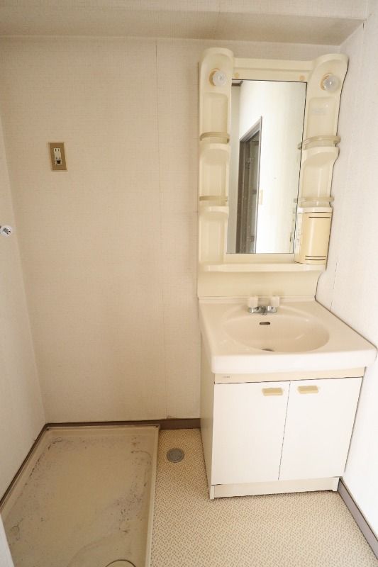 �y���ʏ��z�@