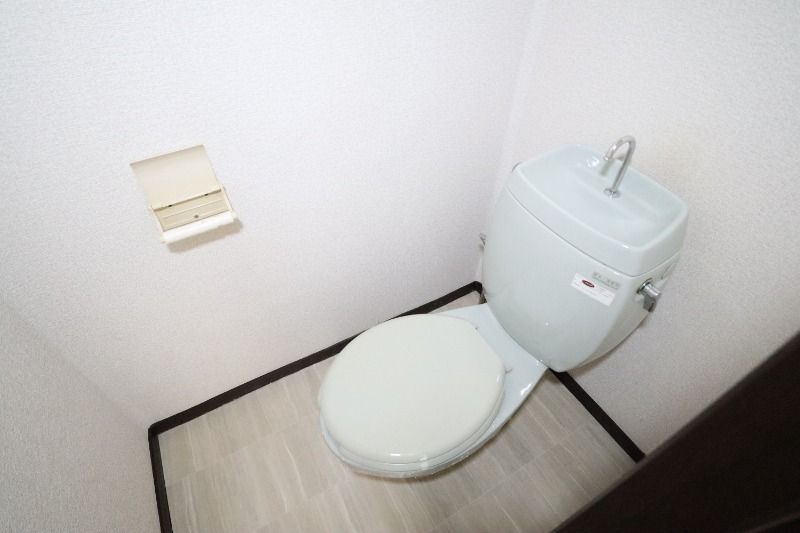 �y�g�C���z�@