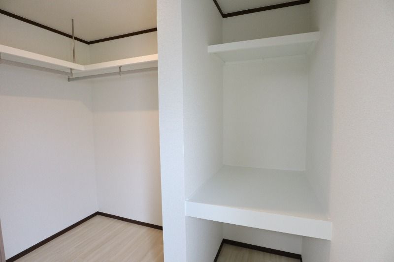 �y���[�z�@�E�H�[�N�C���N���[�[�b�g