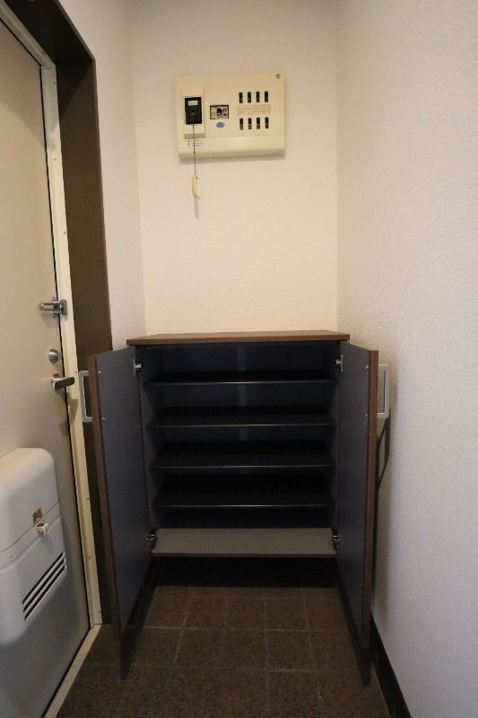 �y���[�z�@�V���[�Y�{�b�N�X