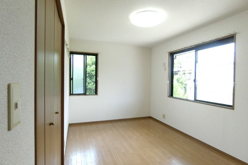 �y���̑������E�X�y�[�X�z�@