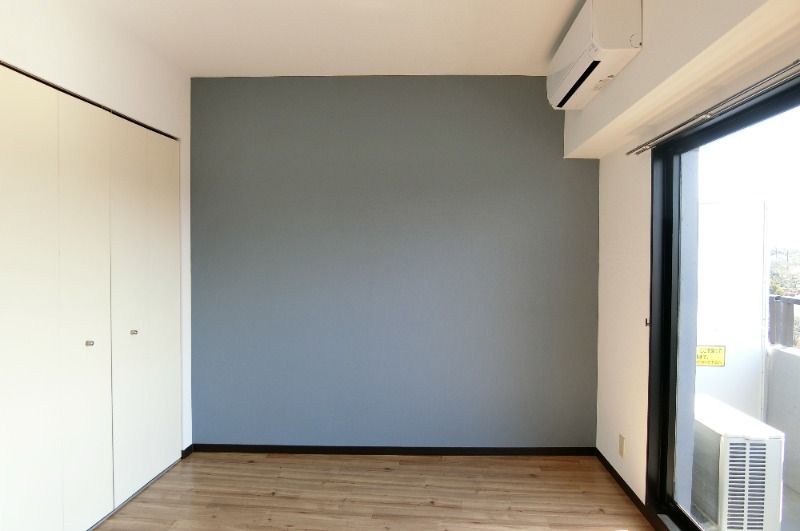 �y�����E���r���O�z�@