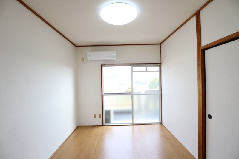 �y���̑������E�X�y�[�X�z�@