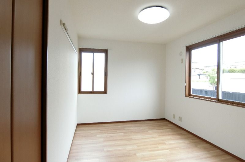 �y���̑������E�X�y�[�X�z�@