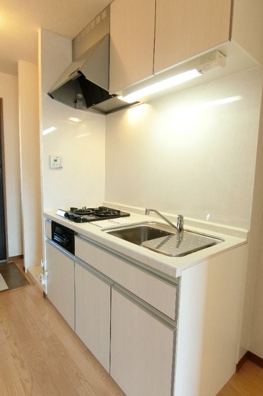 �y�L�b�`���z�@