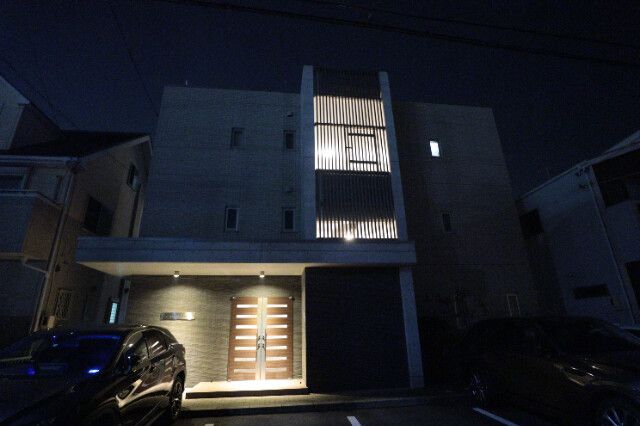 �y�����O�ρz�@