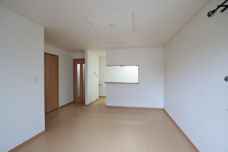 �y�����E���r���O�z�@