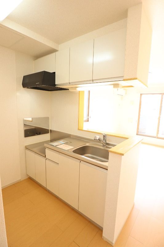 �y�L�b�`���z�@