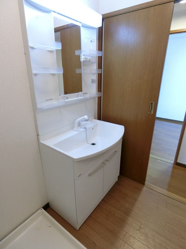 �y���ʏ��z�@���^�C�v