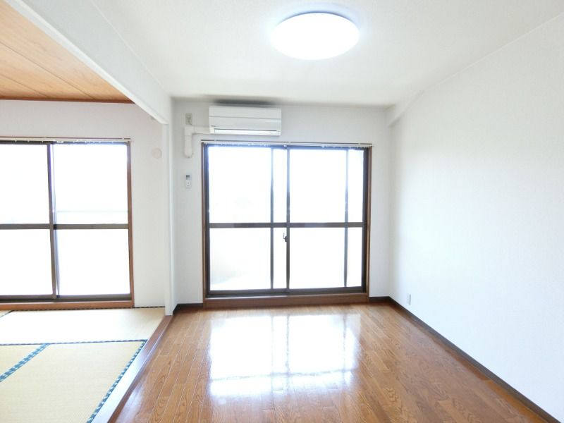 �y���̑������E�X�y�[�X�z�@���^�C�v