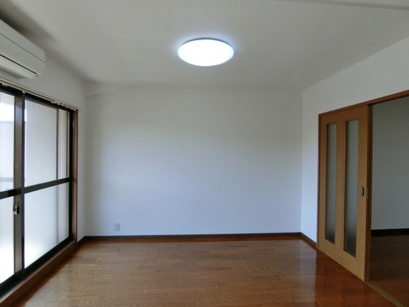 �y���̑������E�X�y�[�X�z�@���^�C�v