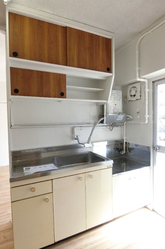 �y�L�b�`���z�@