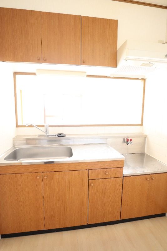 �y�L�b�`���z�@