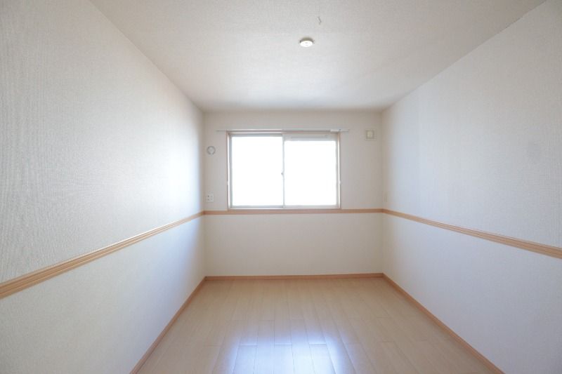 �y���̑������E�X�y�[�X�z�@