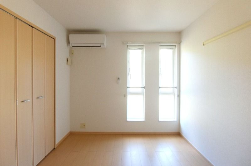 �y���̑������E�X�y�[�X�z�@