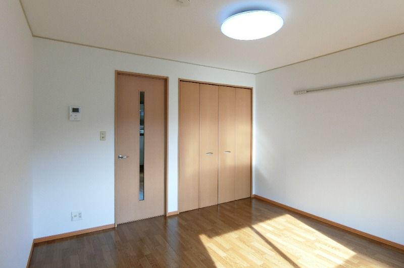 �y���̑������E�X�y�[�X�z�@���^�C�v