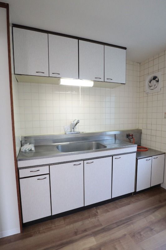 �y�L�b�`���z�@