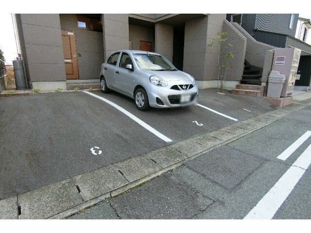 yԏz@
