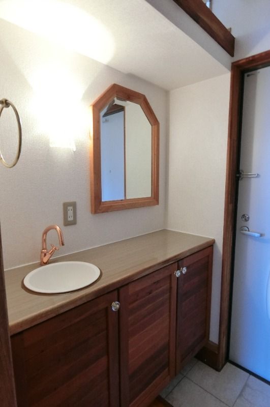 �y���ʏ��z�@