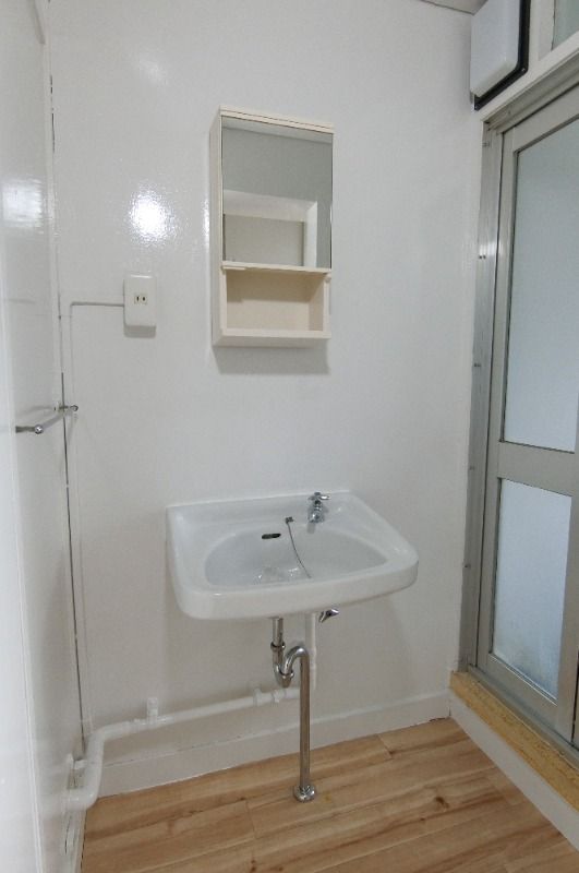 �y���ʏ��z�@