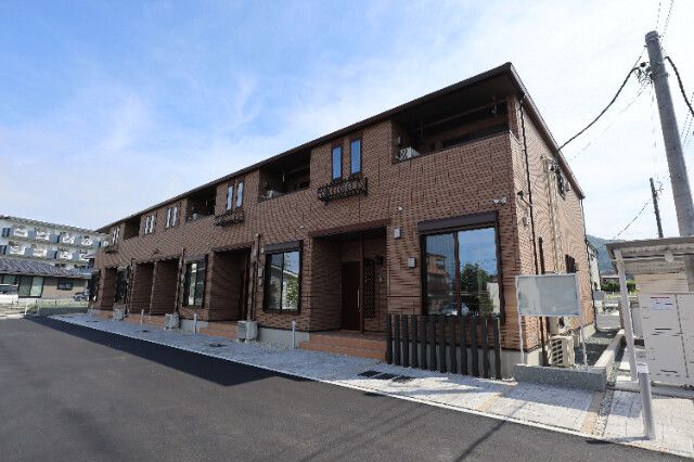 三河三谷の2LDK賃貸アパートの建物外観