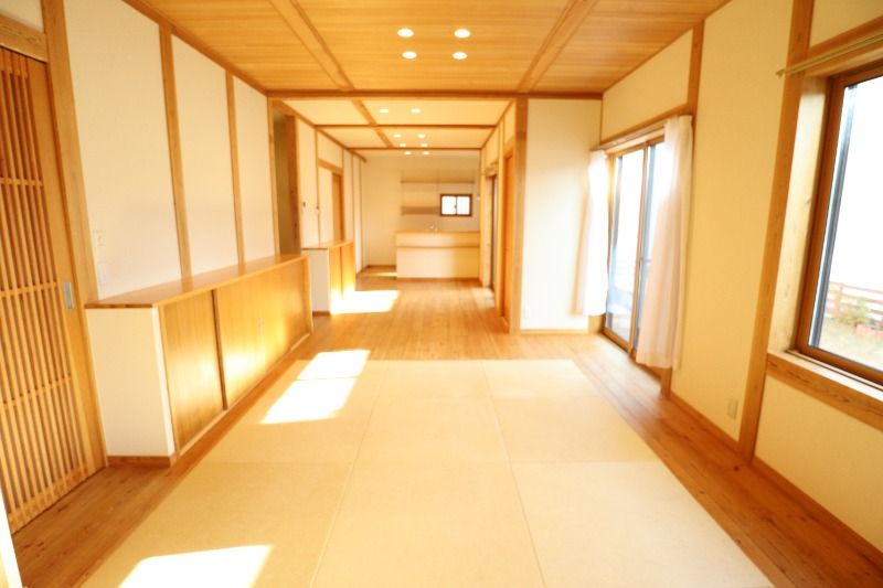 �y�����E���r���O�z�@