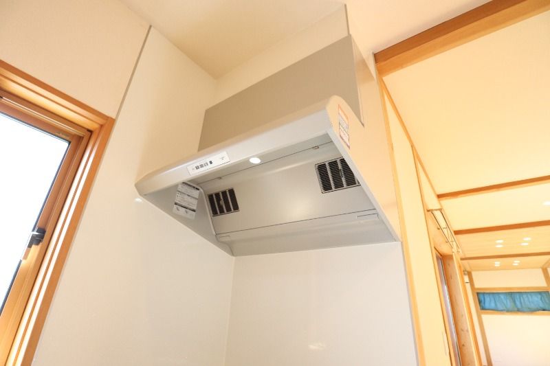 �y���̑��ݔ��z�@�L�b�`�����C��