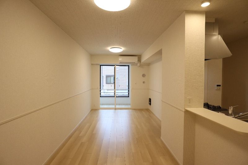 �y���ԁE���r���O�z�@