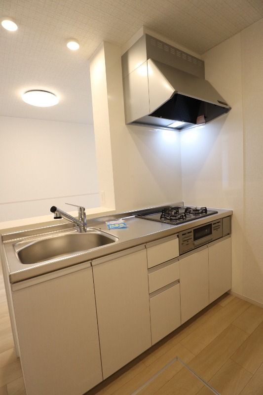 �y�L�b�`���z�@