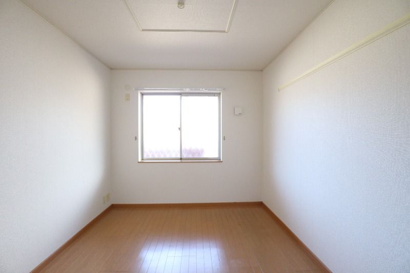 �y���̑������E�X�y�[�X�z�@