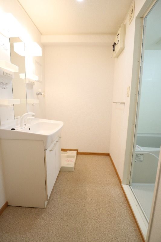 �y���ʏ��z�@