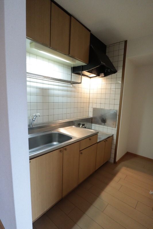 �y�L�b�`���z�@