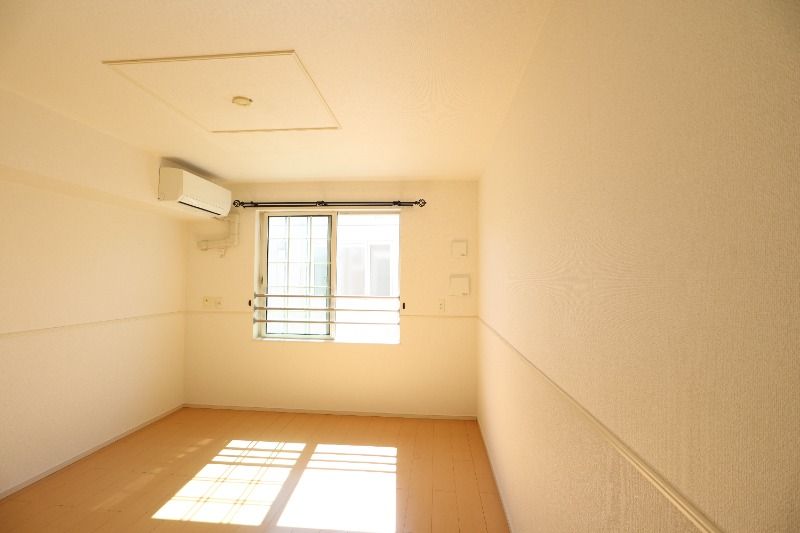 �y���ԁE���r���O�z�@���^�C�v�@