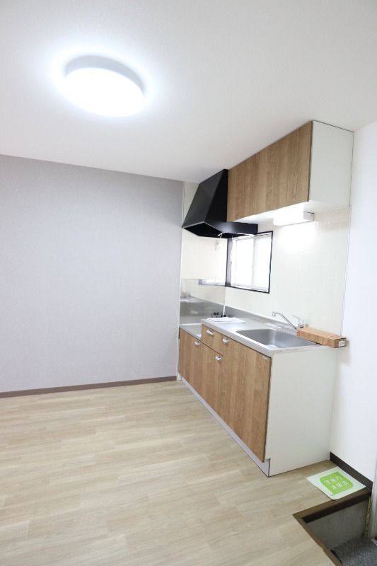 �y�L�b�`���z�@