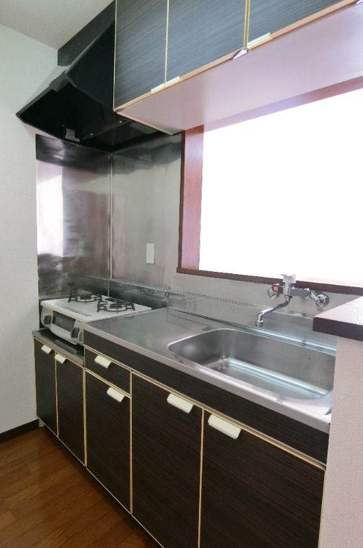 �y�L�b�`���z�@