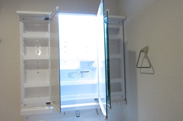 �y���ʏ��z�@