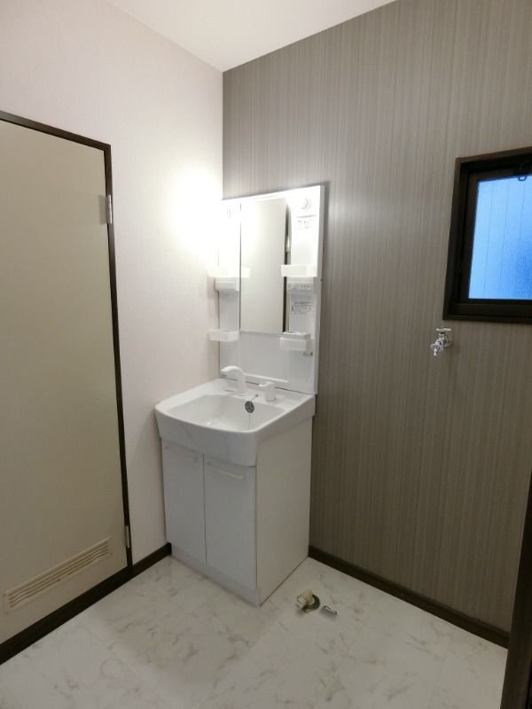 �y���ʏ��z�@