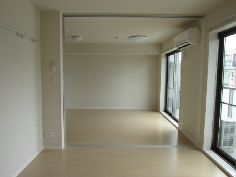 �y���ԁE���r���O�z�@���^�C�v�@