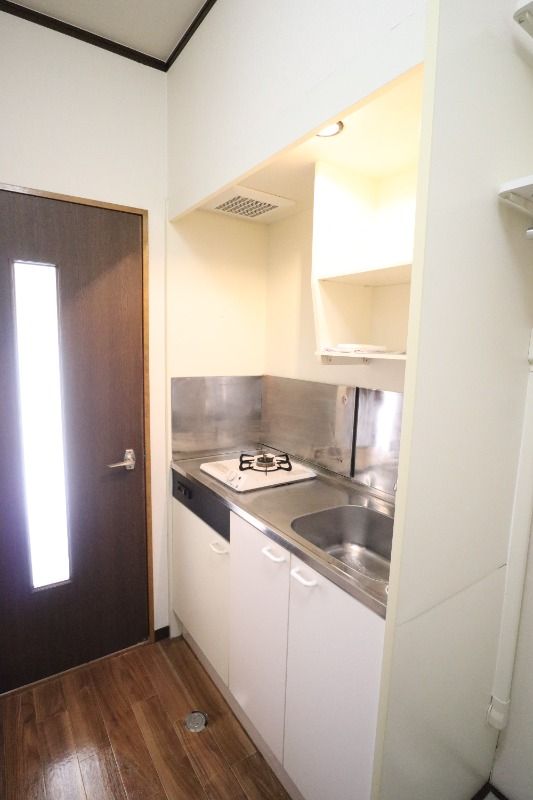 �y�L�b�`���z�@