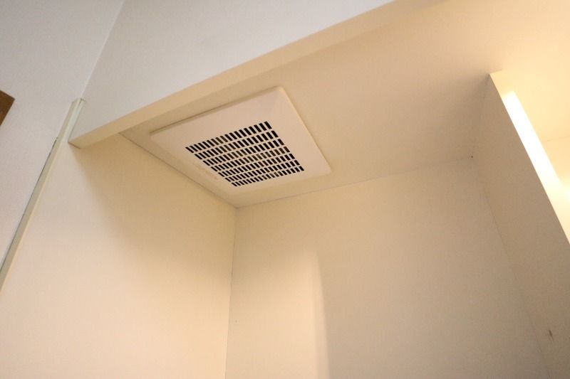 �y���̑��ݔ��z�@�L�b�`�����C��