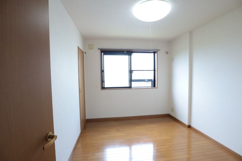 �y���̑������E�X�y�[�X�z�@���^�C�v