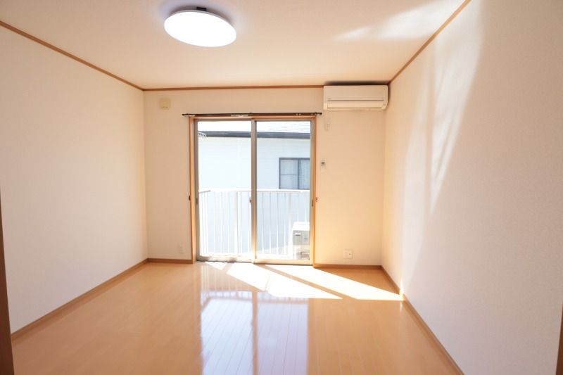 �y���ԁE���r���O�z�@���^�C�v�@