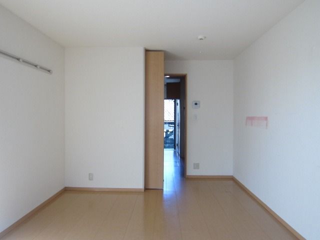 �y�����E���r���O�z�@