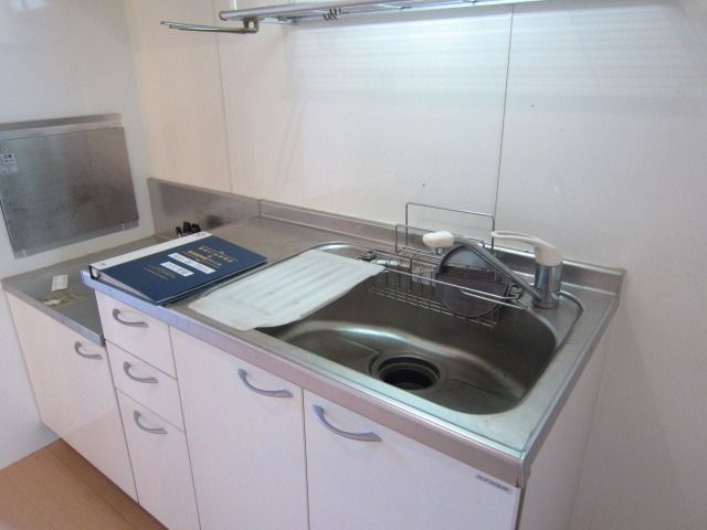 �y�L�b�`���z�@