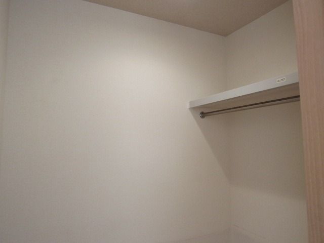 �y���[�z�@�E�H�[�N�C���N���[�[�b�g